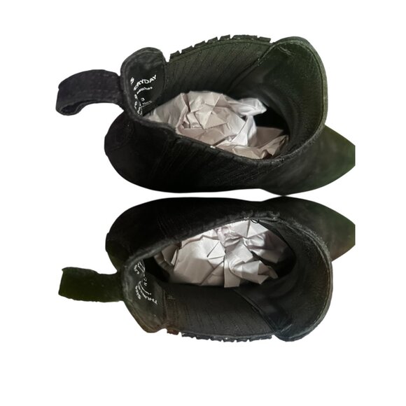 Sold Thursday Dreamer Suede Bootie Womens 9 Black Chelsea Pointed Toe Classic - Picture 11 of 16